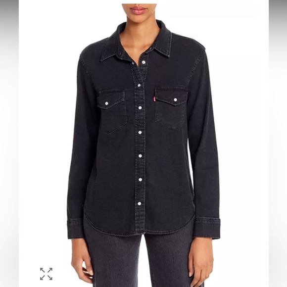 Levi's Women’s Essential Western Fitted Denim Shirt - Picture 2 of 12